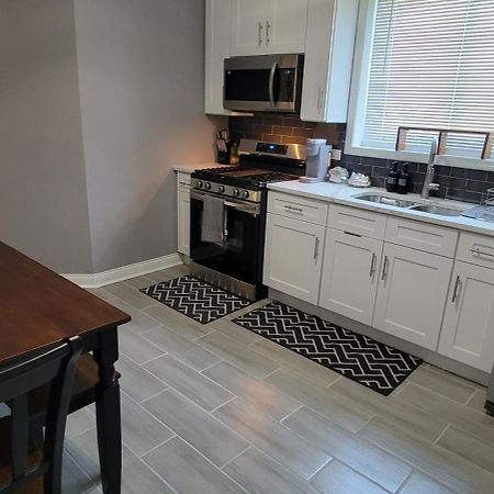 Chicago Avenue Inn Экстерьер фото