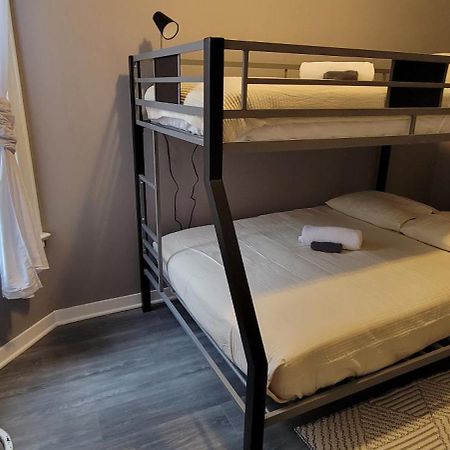 Chicago Avenue Inn Экстерьер фото